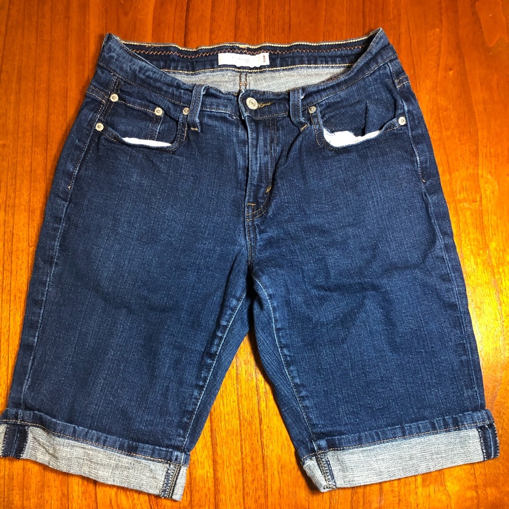 Levi’s 515 rolled Bermuda jean shorts
